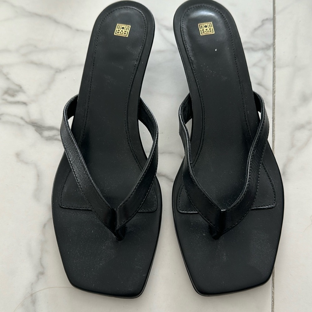 Toteme sandals, black leather size 39